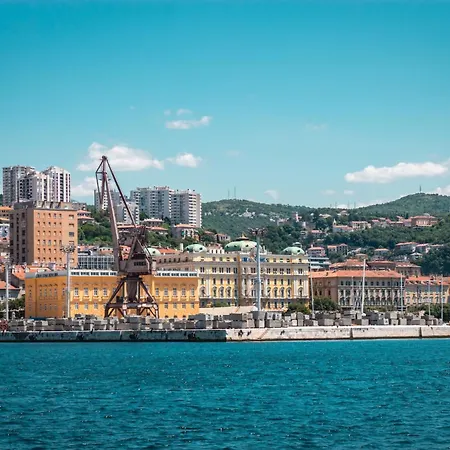 Διαμέρισμα Amber *